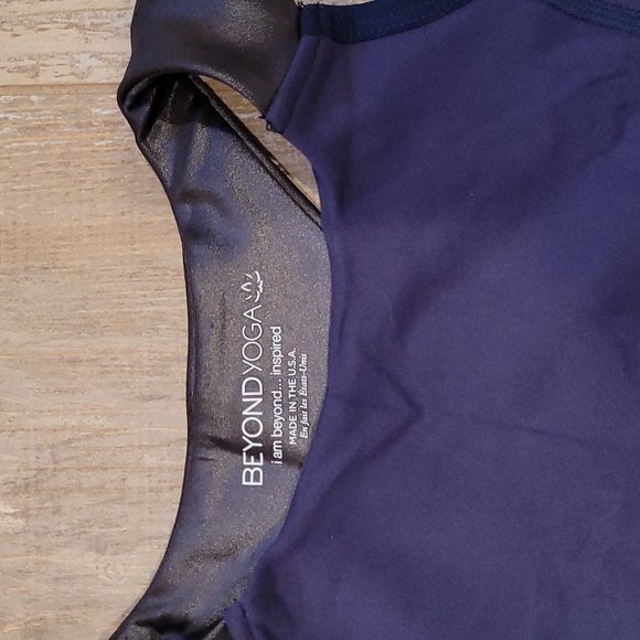 Beyond Yoga | Tank - Picture 2 of 7